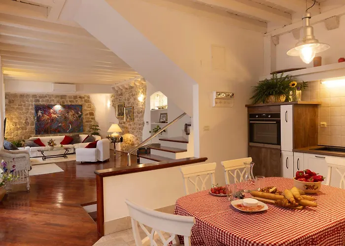 The Poets House Vila *